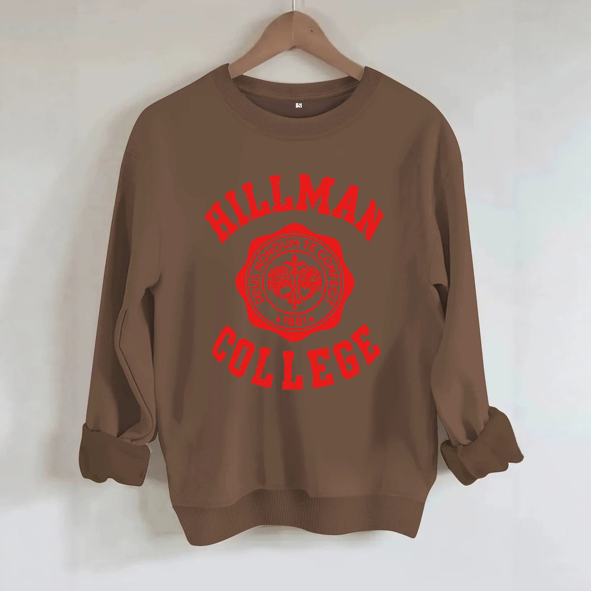 Badge printed long sleeved fleece sweatshirt